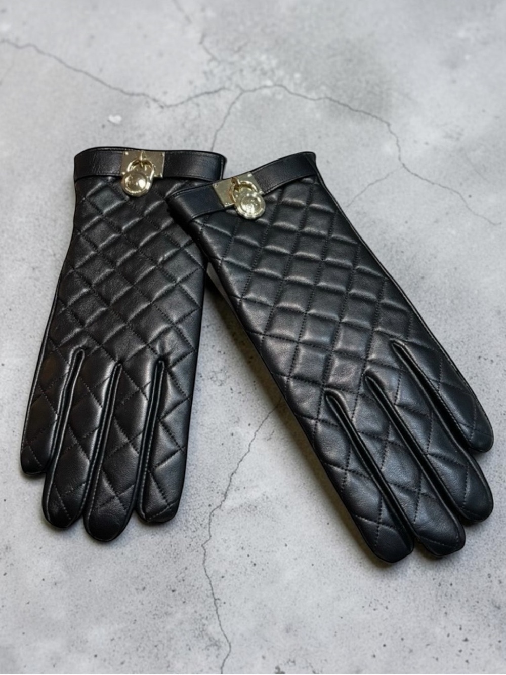 NEW MICHAEL KORS Quilted Leather Gloves Tech Technology Size Large